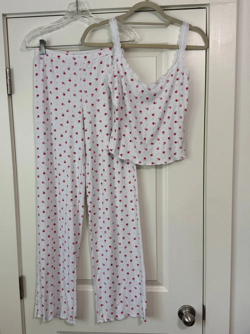 White Fox XS White Floral Roses Pajama Set ~ Cami Tank Lace Trim & Pants